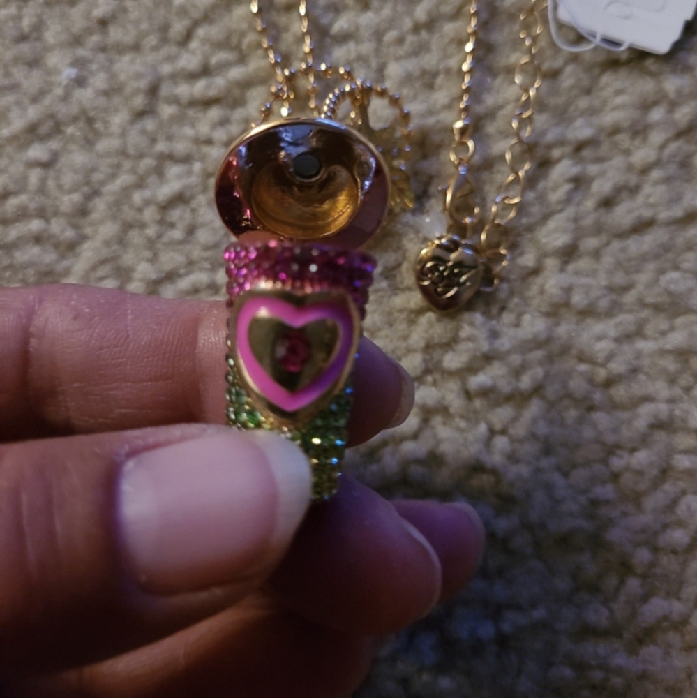 BETSEY JOHNSON COFFEE CUP GOLD TONE OMBRE STONES NECKLACE - Picture 3 of 5